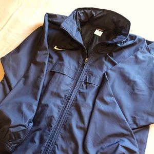 Nike windbreaker rain jacket